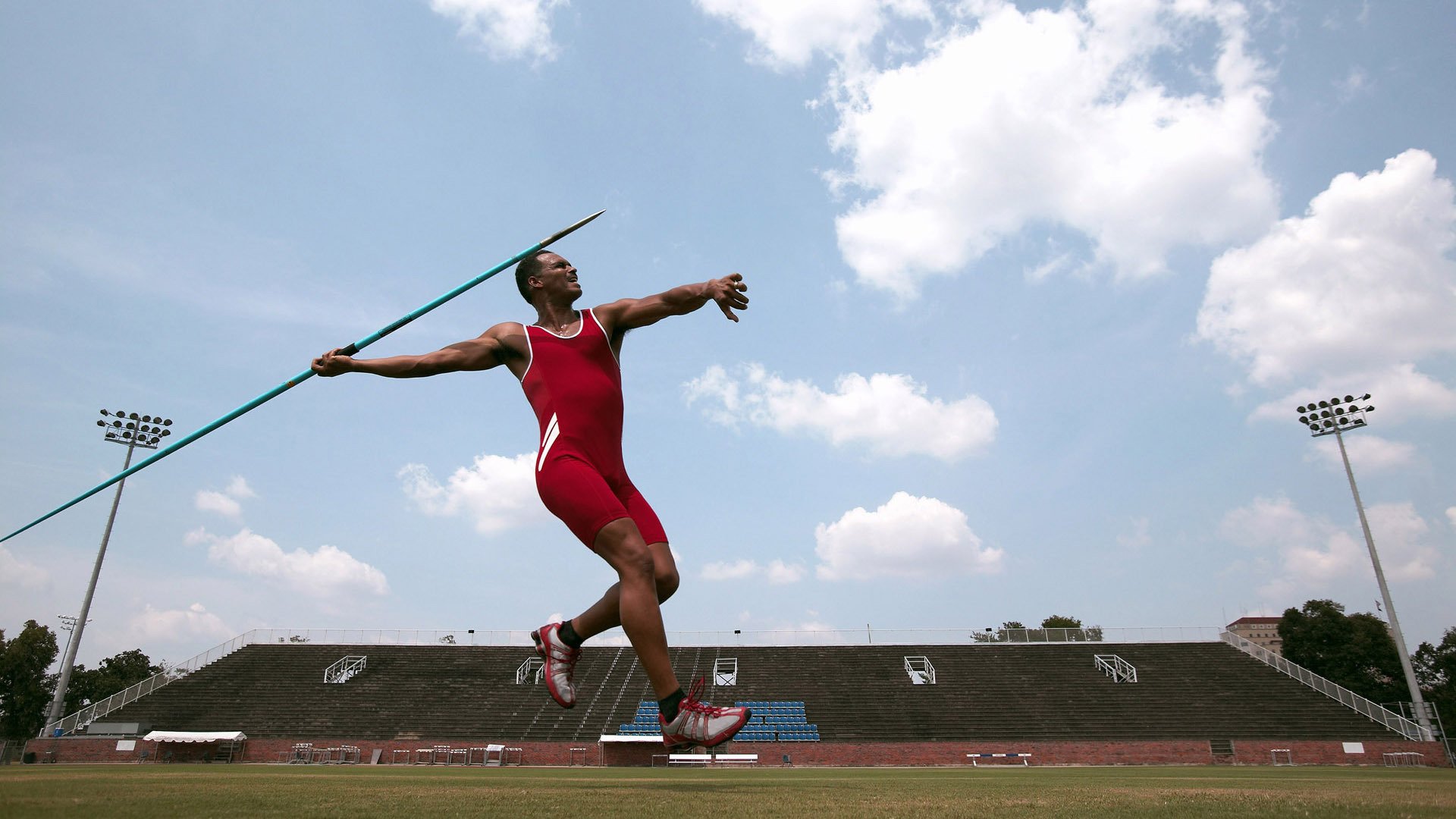 唐纳德·高尔的硬朗风格和突破精神，成为袋鼠队的力量源泉，唐纳德 纳尔逊
