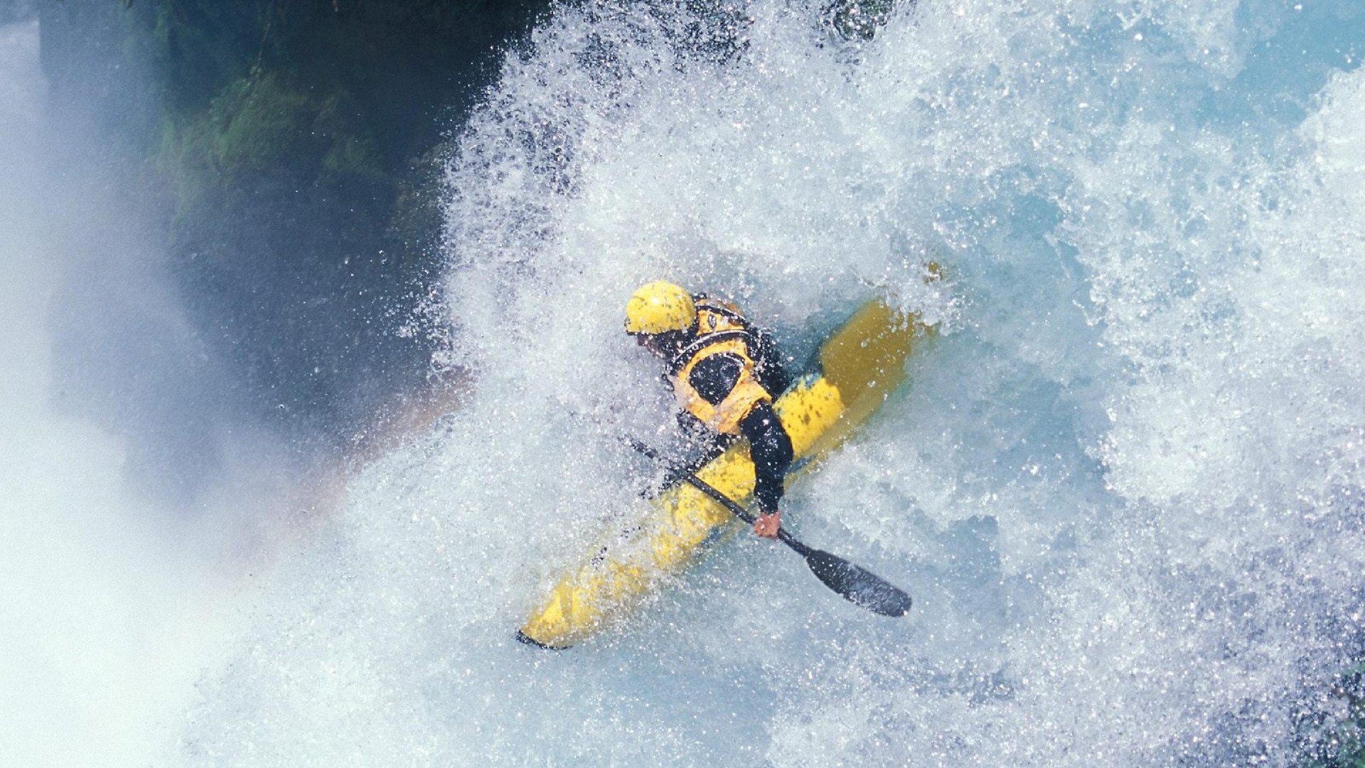 AIYOUXI.COM-王楚钦首次尝试担任青年教练，王楚钦的主教练是谁